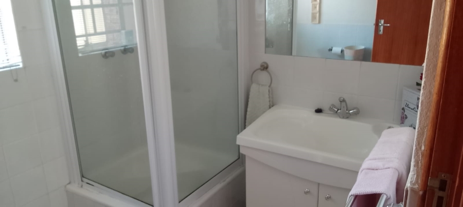 3 Bedroom Property for Sale in Safari Gardens North West
